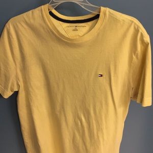 ⬇️25 Tommy Hilfiger short sleeve